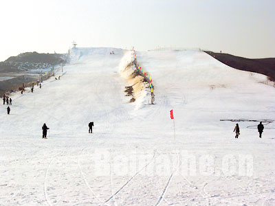 秦皇岛紫云山滑雪场